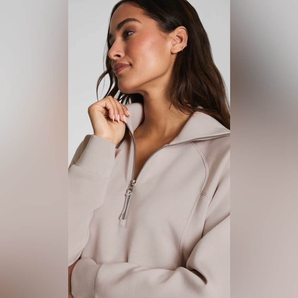 SPANX AirEssentials® Half Zip - L